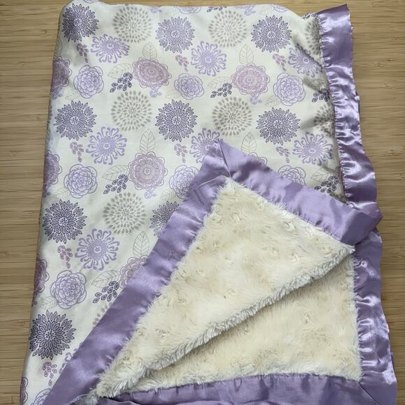 PeanutShell Baby Purple Flower Soft Security Blanket Lovey Satin Floral - Picture 1 of 3